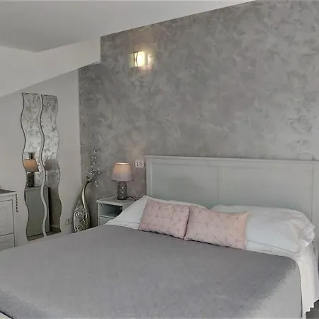 La Petite Maison Apartment