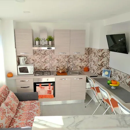 Apartment La Petite Maison *