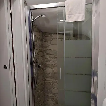 La Petite Maison